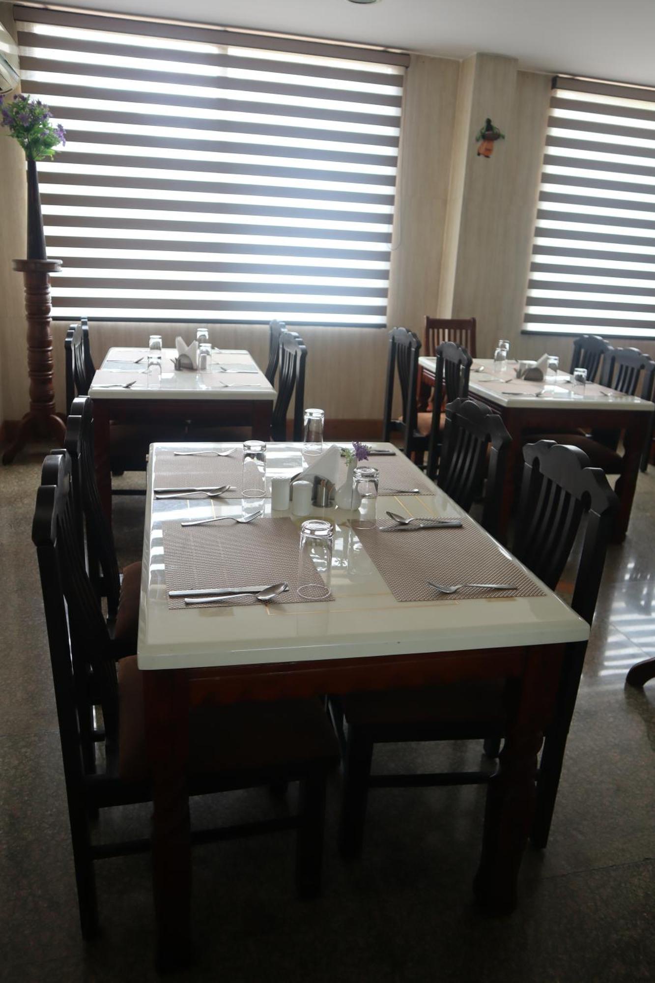 Hotel Presidency Kempegowda International Airport Bangalore Devanahalli Exteriör bild